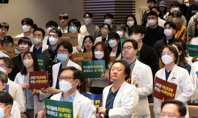 Patients in Korea are abandoned when a medical professor resigns 7